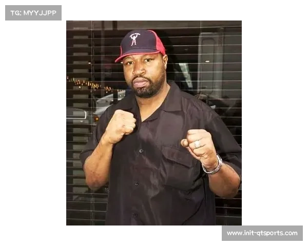 【UFC综合格斗·赛前·动态--UFC324阵容被批开局烂，拳迷质疑赛事方将好料留至白宫专场